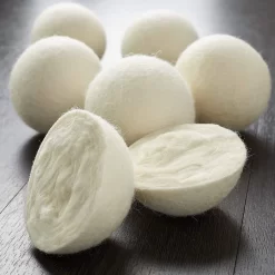 Merkloos Droger Ballen XL 6 Stuks Inclusief Lavendelolie – Zero Waste Dryer Balls - Duurzaam – Wasverzachter – Herbruikbare Drogerballen – Droogt De Was Sneller – Tiny Panda -Lifestyleproducten 1200x1200 496