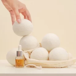 Apeiron Drogerballen - Droogballen - 6 XL Wasbollen - Droger - Duurzaam - Wasmachine - Wasverzachter - Energie Besparen - Zero Waste - Schapenvacht - Wol -Lifestyleproducten 1200x1200 539