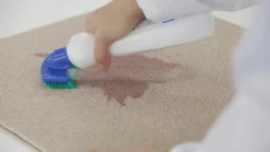 Dr. Beckmann Tapijtvlekkenborstel - Tapijtreiniging - Tapijt Vlekverwijderaar Met Borstel - Schoon Tapijt - Dierenvlekkenverwijderaar -Lifestyleproducten 1200x674