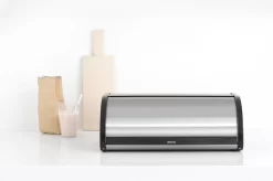 Brabantia Broodtrommel - Met Schuifdeksel - Matt Steel Fingerprint Proof -Lifestyleproducten 1200x799 14