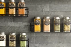 Merkloos Friendly Kitchen - Zwart Ophangbaar Kruidenrek - Modern Strak Kruidenrekje - Staal -Lifestyleproducten 1200x800 32