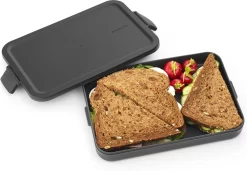 Brabantia Make & Take Lunchbox - Plat - Kunststof - Dark Grey -Lifestyleproducten 1200x833 1